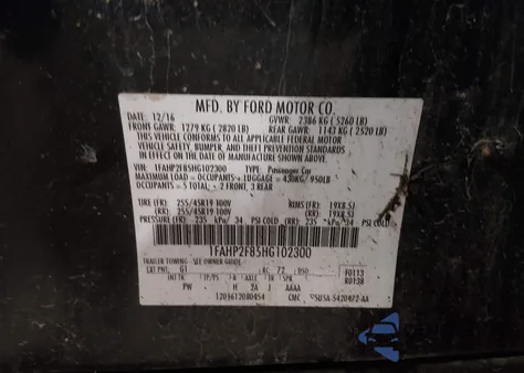 2017 Ford Taurus Limited z USA, uszkodzony, nr VIN 1FAHP2F85HG102300